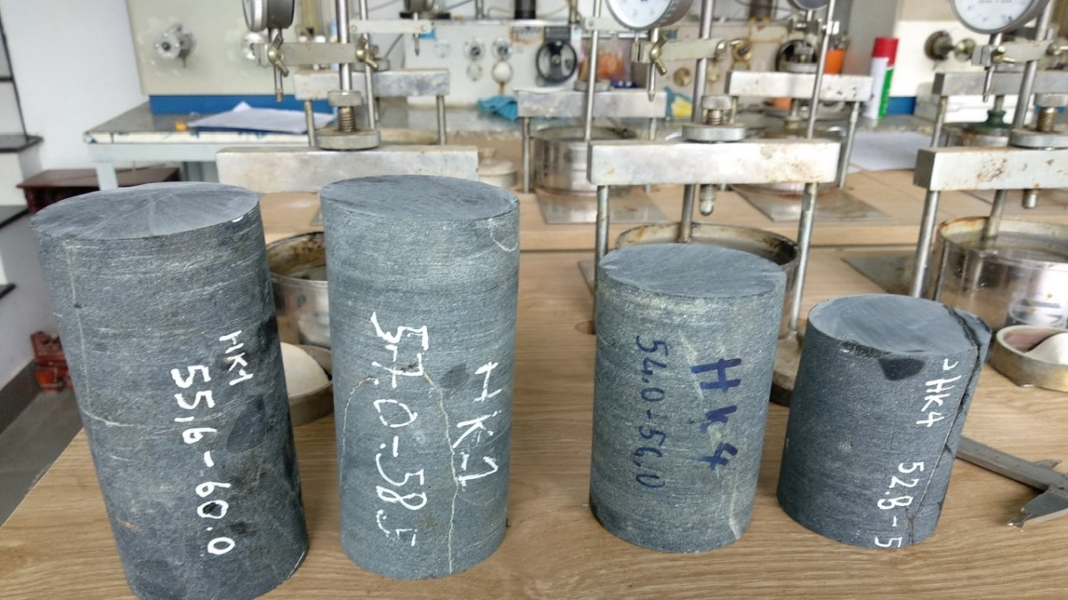 Thí Nghiệm Cơ Lý đất đá (1)